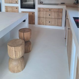 Není to to jen krásný design, ale denně na nich sedíme, možná se nezdají, ale jsou opravdu pohodlné. ❤️ Naše dřevěné...